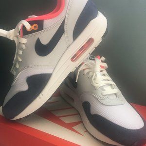 Nike Air Max 1 Women's Size 8